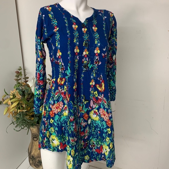 Blue flowe butterfly multicolored dress Pakistani - Picture 2 of 6